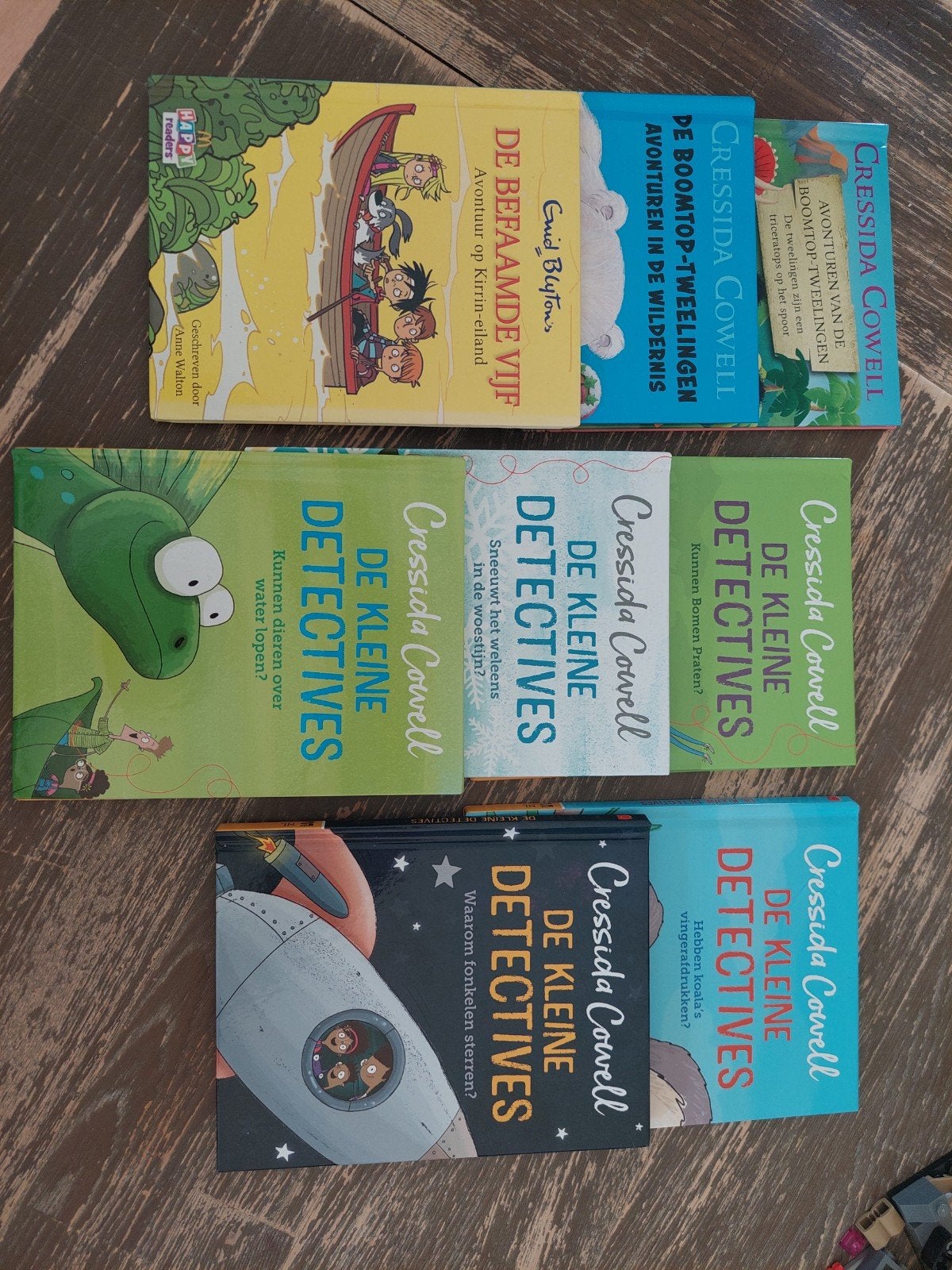 Cressida Cowell boekjes, Boeken, Ophalen of Verzenden, Zo goed als nieuw, Fictie algemeen