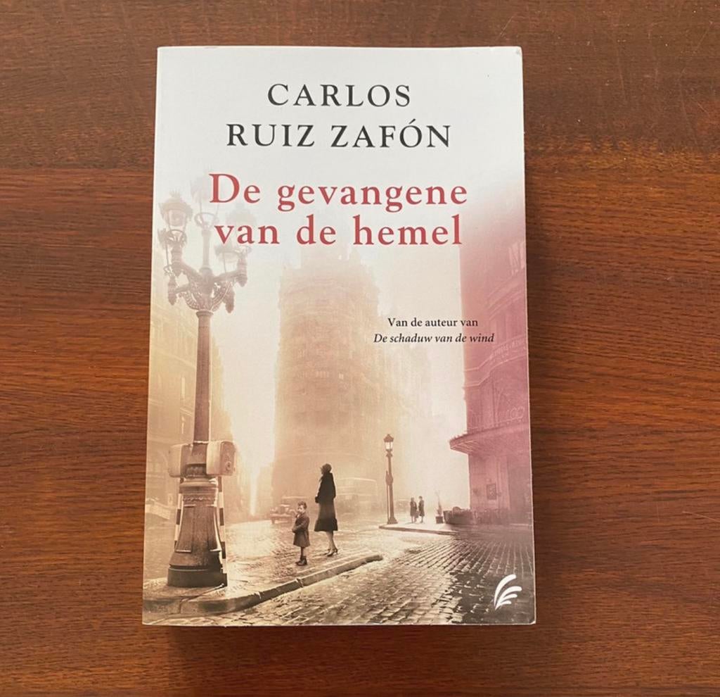 De gevangene van de hemel (Carlos Ruiz Zafón), Ophalen of Verzenden, Zo goed als nieuw