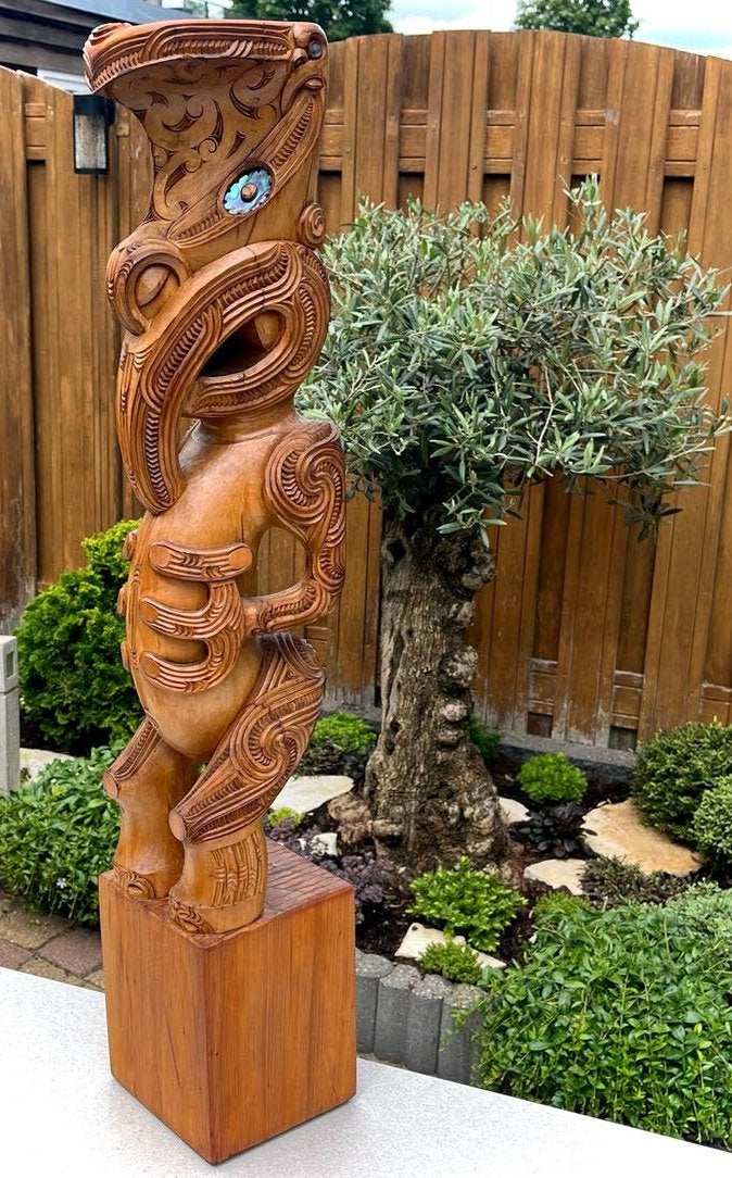 Maori houtsnijwerk Nieuw Zeeland New Zealand Tiki Rotorua NZ, Antiek en Kunst, Ophalen of Verzenden