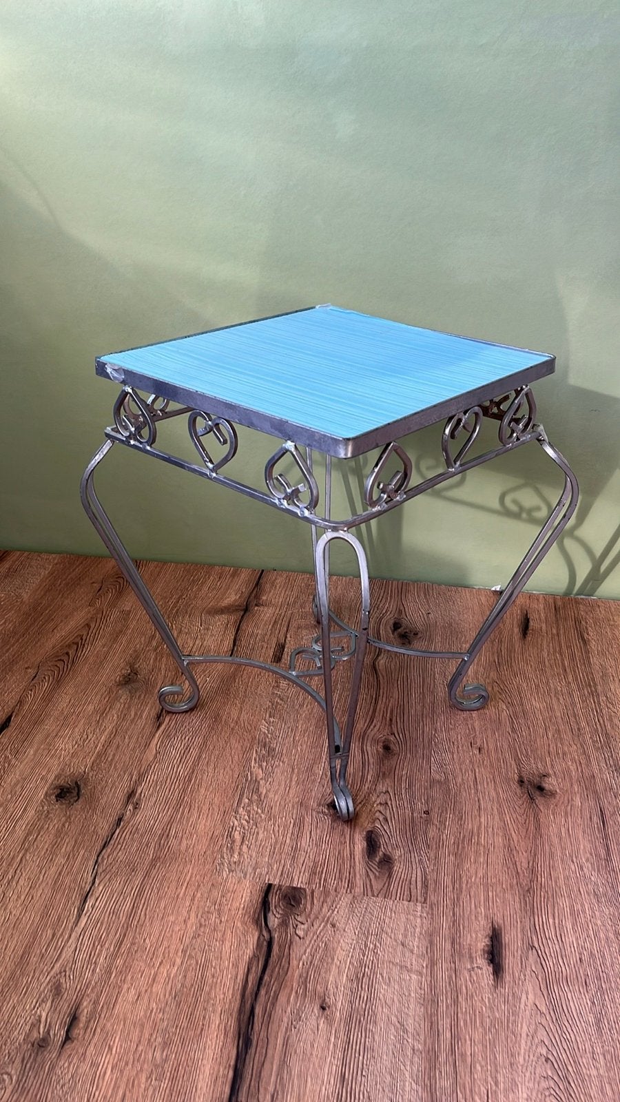 Vintage smeedijzeren bijzettafel, Minder dan 45 cm, Minder dan 55 cm, Gebruikt, Metaal of Aluminium