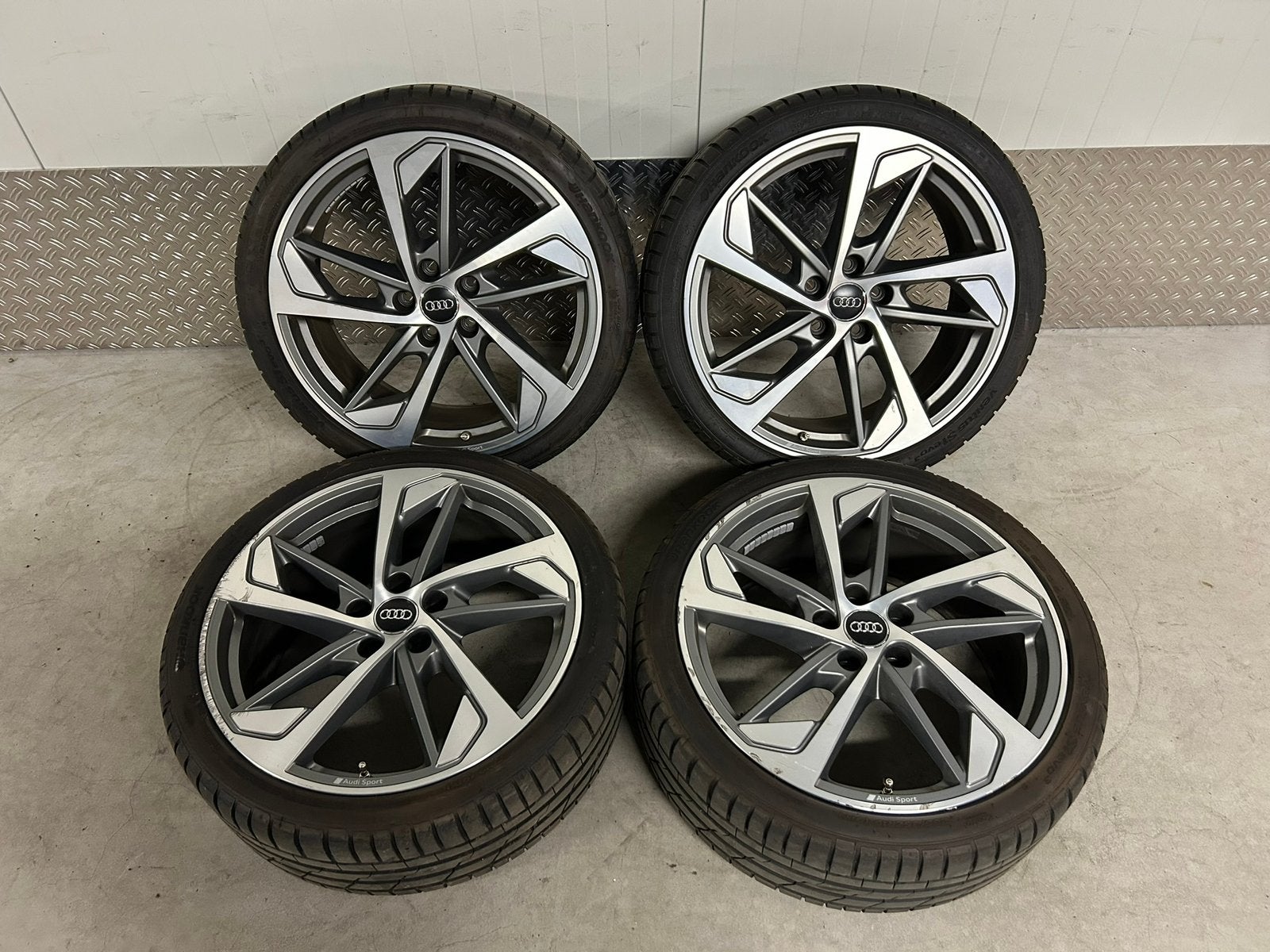 Orginele Audi A3 S3 RS3 8Y 8V 8P sport 19 inch Hankook 2024, Audi, Gebruikt, Banden en Velgen, 235 mm