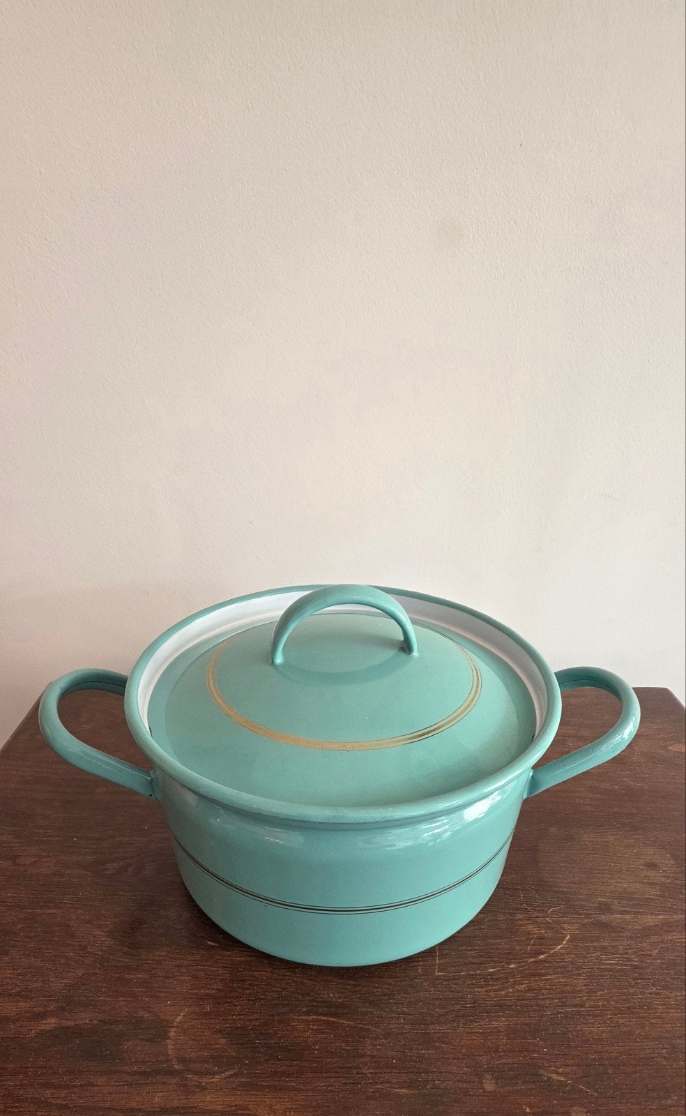 Mint groene emaille pan met gouden bies, Ophalen of Verzenden