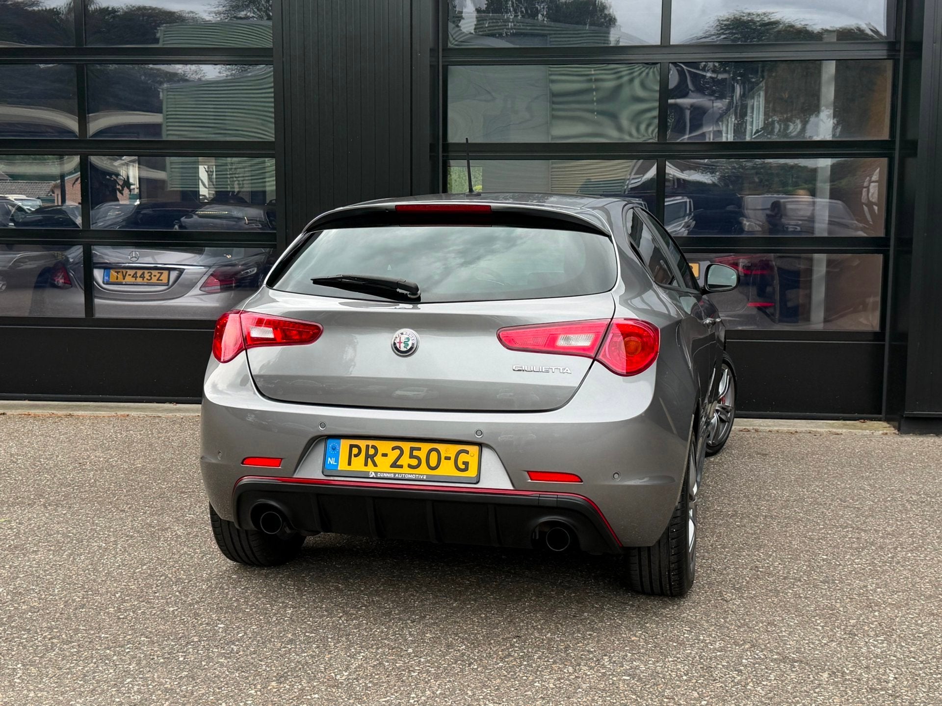Alfa Romeo Giulietta 1.4 Turbo MultiAir Super LED Navi Cruis, 4 cilinders, Alcantara, Origineel Nederlands, Bedrijf