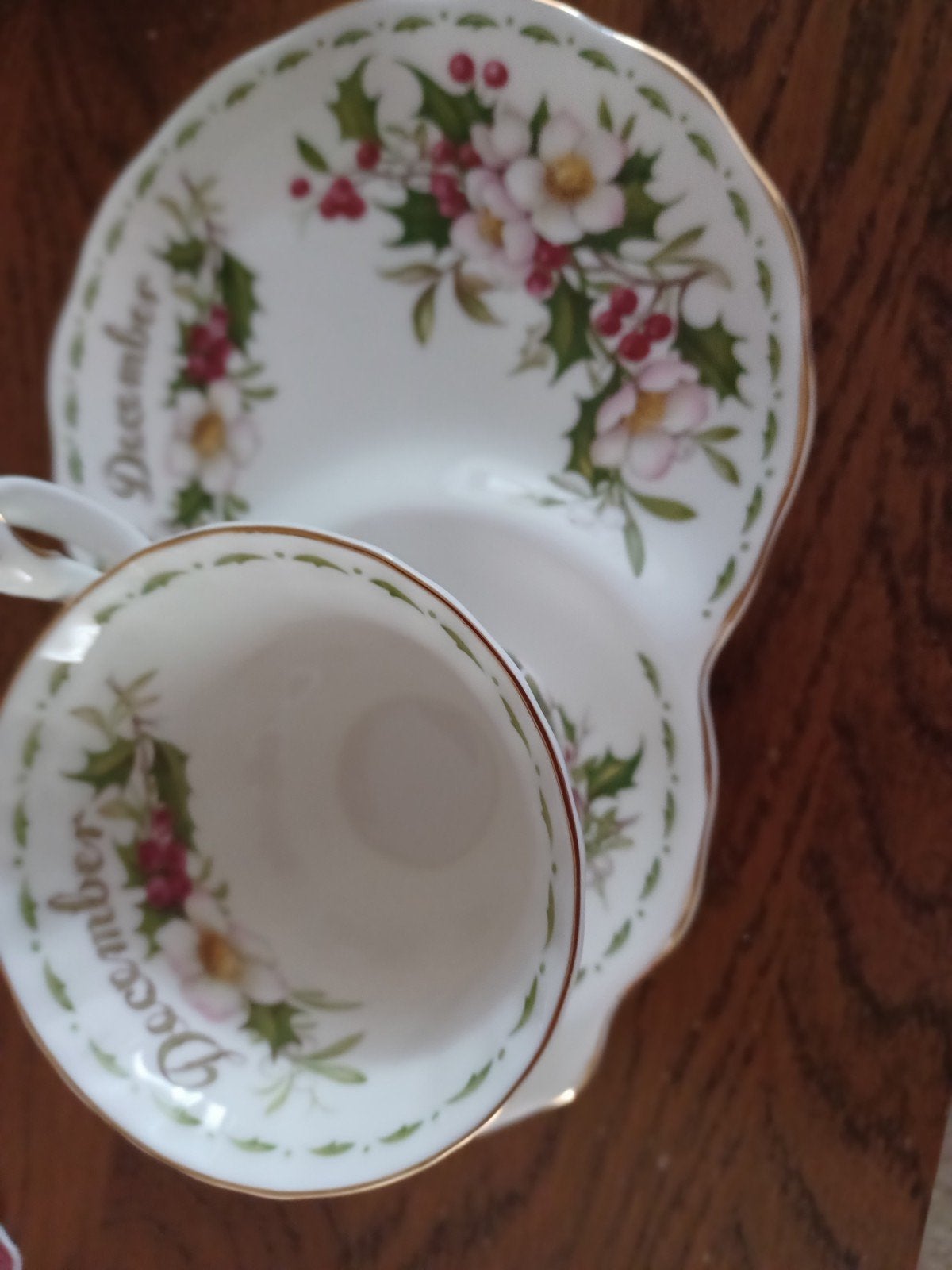 Royal Albert December Kerstroos Kop en Schotel, Antiek en Kunst, Verzenden