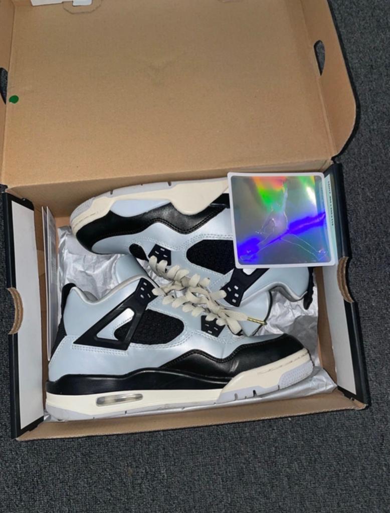 Jordan 4 Platinum Gold Sneakers, Overige kleuren, Ophalen of Verzenden, Sneakers of Gympen, Zo goed als nieuw