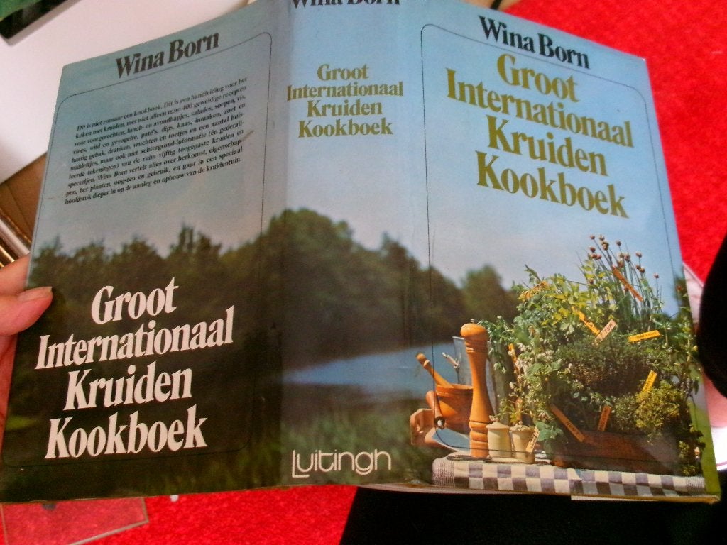 Groot Internationaal Kruiden Kookboek ... Wina Born, Verzenden, Zo goed als nieuw, Azië en Oosters