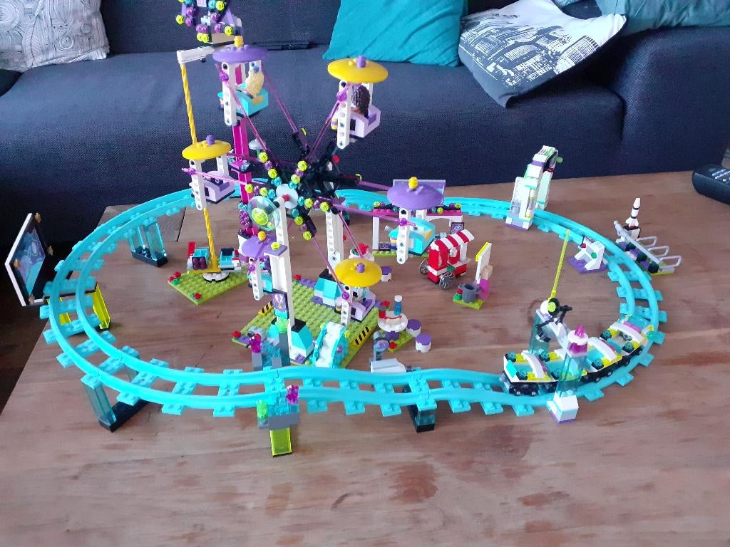 LEGO Friends 41130 Pretpark achtbaan, Kinderen en Baby's, Speelgoed | Duplo en Lego, Lego, Friends, Ophalen of Verzenden, Zo goed als nieuw