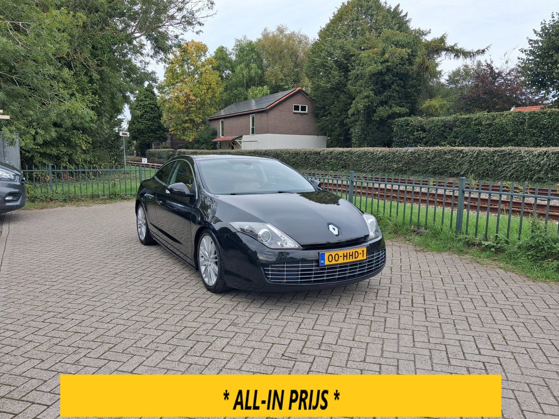 Renault Laguna Coupé 3.5 V6 Initiale AUTOMAAT leder ALLINPR, Gebruikt, Beige, 4 stoelen, Zwart