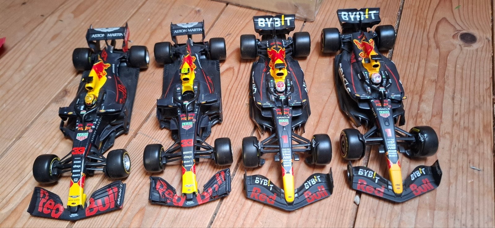 4 Max Verstappen F1 Red Bull modellen:RB14, RB15, RB18, RB19, Ophalen of Verzenden