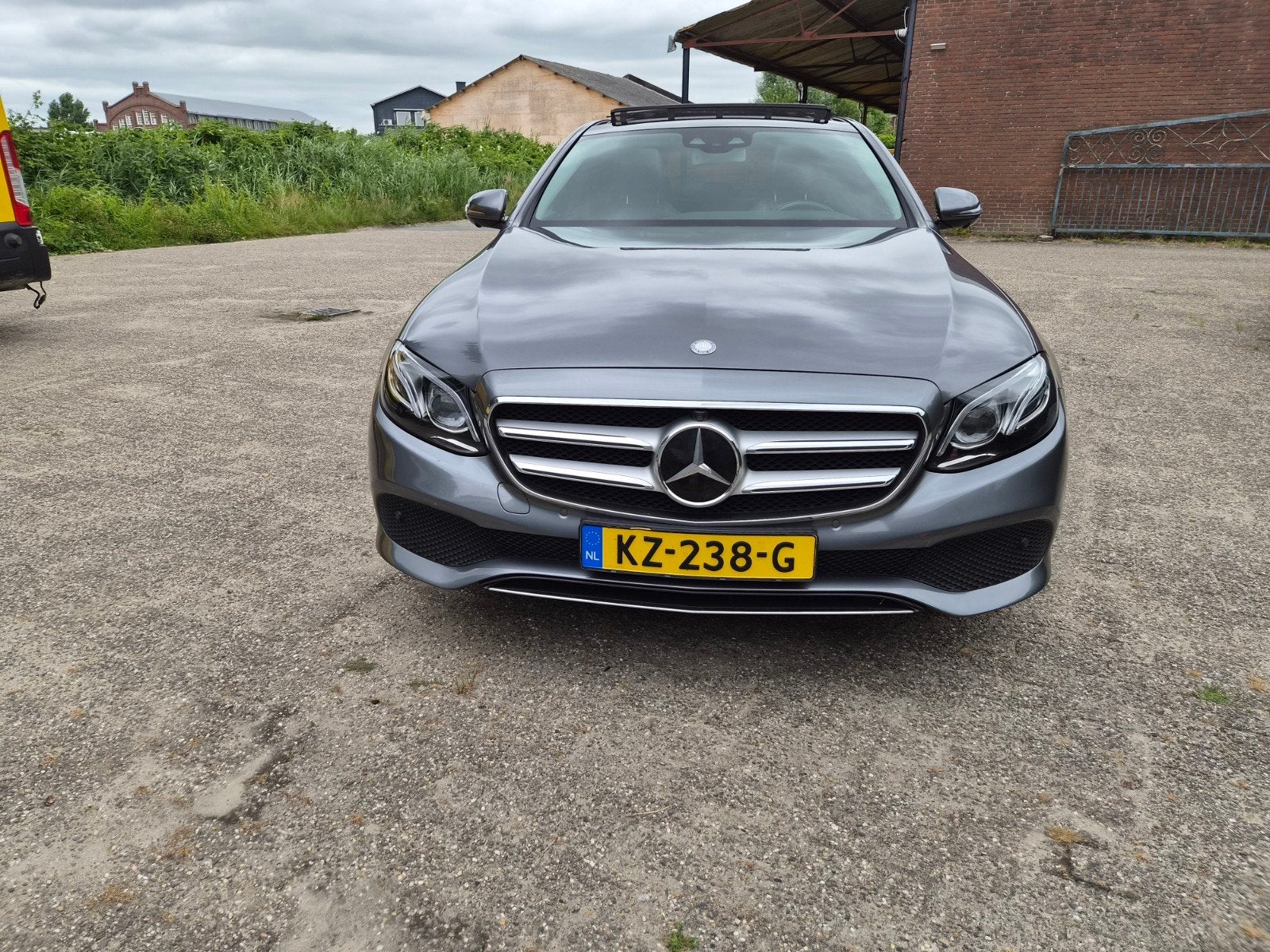 Mercedes-Benz E-Klasse E350 e Plug-in Hybrid 286pk 9G-TRONIC, Auto's, Automaat, Achterwielaandrijving, Zilver of Grijs, 1825 kg