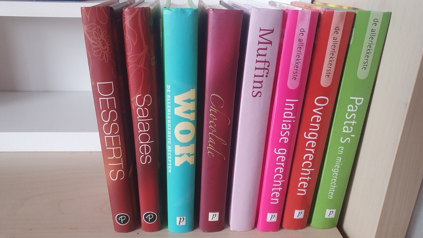 8 Kookboeken: Desserts, Salades, Wok, Chocolade etc., Boeken, Gelezen, Diverse auteurs, Ophalen of Verzenden, Hoofdgerechten