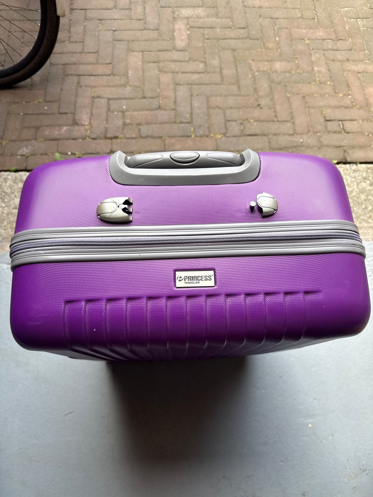 Princess Traveller Koffer - Paars - Hard kunststof, Gebruikt, Hard kunststof, Slot, 35 tot 45 cm