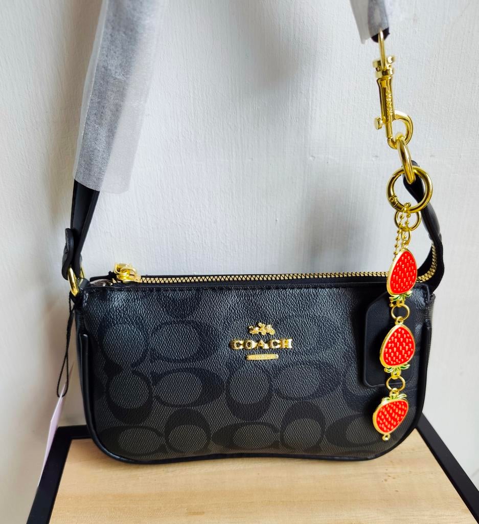 Nieuwe Coach Strawberry Schoudertas - Zwart, Sieraden, Tassen en Uiterlijk, Tassen | Schoudertassen, Ophalen of Verzenden, Nieuw