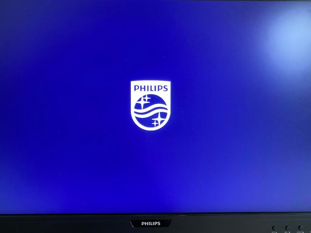 Philips Monitor 243B met draadloos toetsenbord, Computers en Software, Monitoren, Ophalen, IPS, Full HD, Zo goed als nieuw