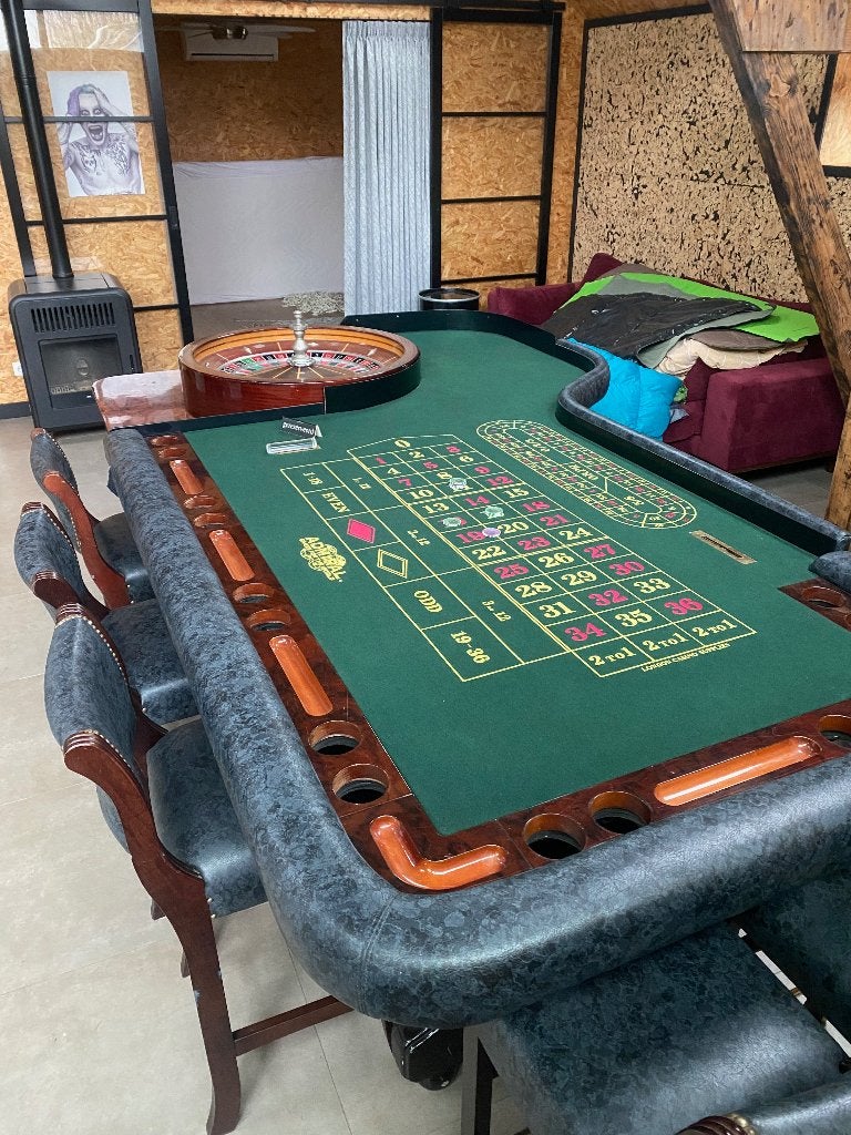 Professionele Roulette Tafel met CARO wiel, Hobby en Vrije tijd, Gezelschapsspellen | Bordspellen, Ophalen, Gebruikt, Onbekend
