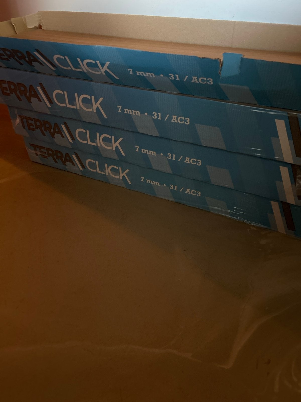 Terra Click Laminaat 7mm - Nieuw in verpakking, Huis en Inrichting, Stoffering | Vloerbedekking, Ophalen, Bruin, Nieuw, 5 tot 10 m²