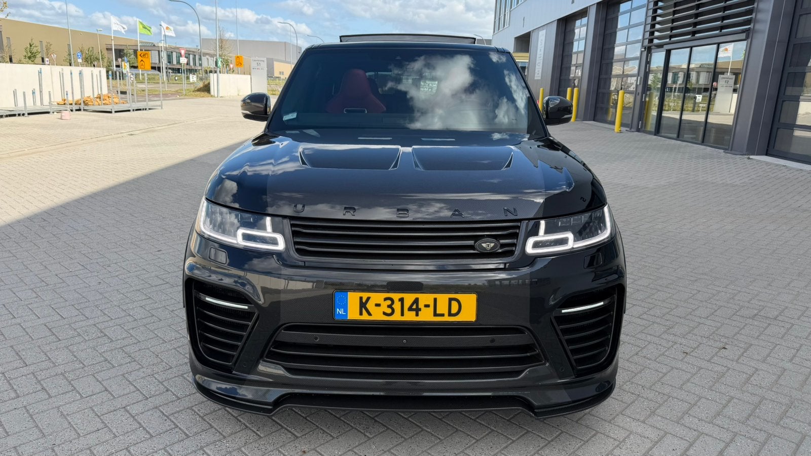 Land Rover Range Rover Sport SVR Urban 5.0 V8 Supercharged, Automaat, 3000 kg, Zwart, Overige kleuren