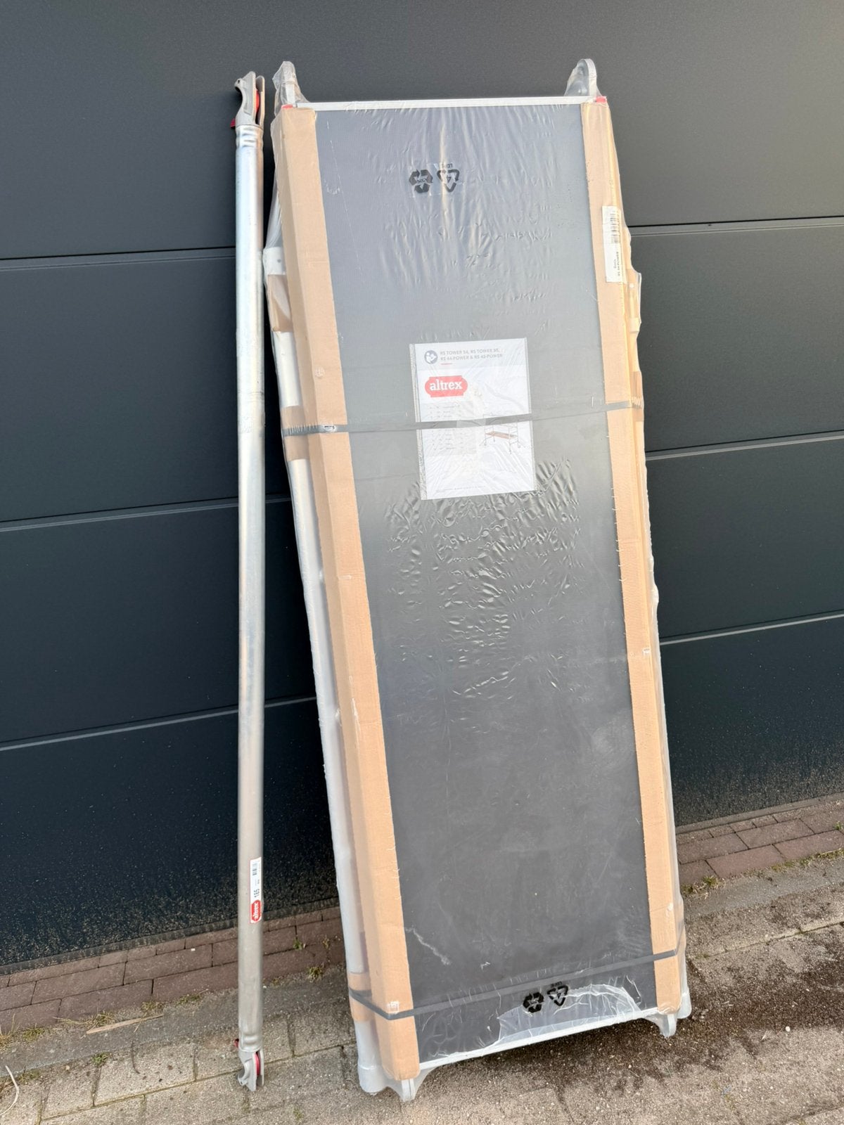 Altrex kamersteiger rs44 nieuw in verpakking compleet, Doe-het-zelf en Verbouw, Steigers, Ophalen, Nieuw, Rolsteiger of Kamersteiger