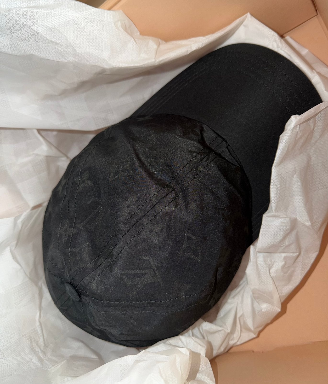 Originele Louis Vuitton blast CAP met bon doos en tas, Kleding | Heren, Ophalen of Verzenden, Nieuw, 57 cm (M, 7⅛ inch) of minder