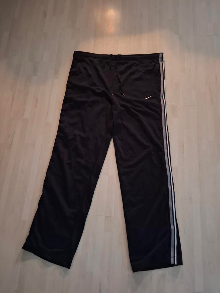 Nike trainingsbroek - Zo goed als nieuw, Kleding | Heren, Ophalen of Verzenden, Zo goed als nieuw, Zwart
