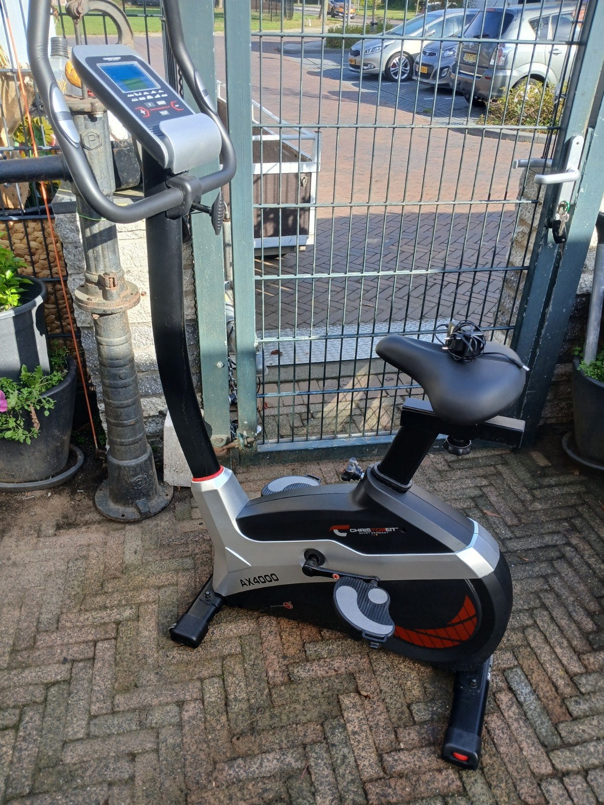 goedwerkende  hometrainer, Ophalen, Gebruikt, Hometrainer