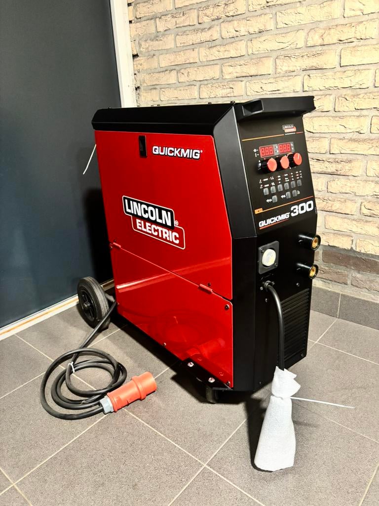 Nieuwe lincoln electric quickmig 300, Ophalen, Nieuw, 250 ampère of meer, Overige typen