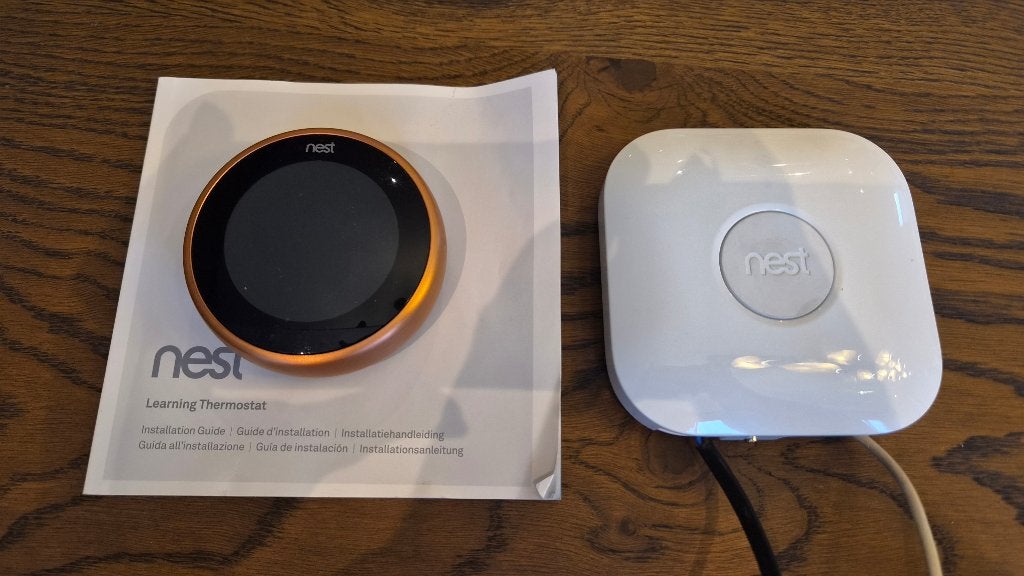 Google Nest Thermostat (Copper) + Heat Link, Ophalen of Verzenden, Slimme thermostaat, Zo goed als nieuw
