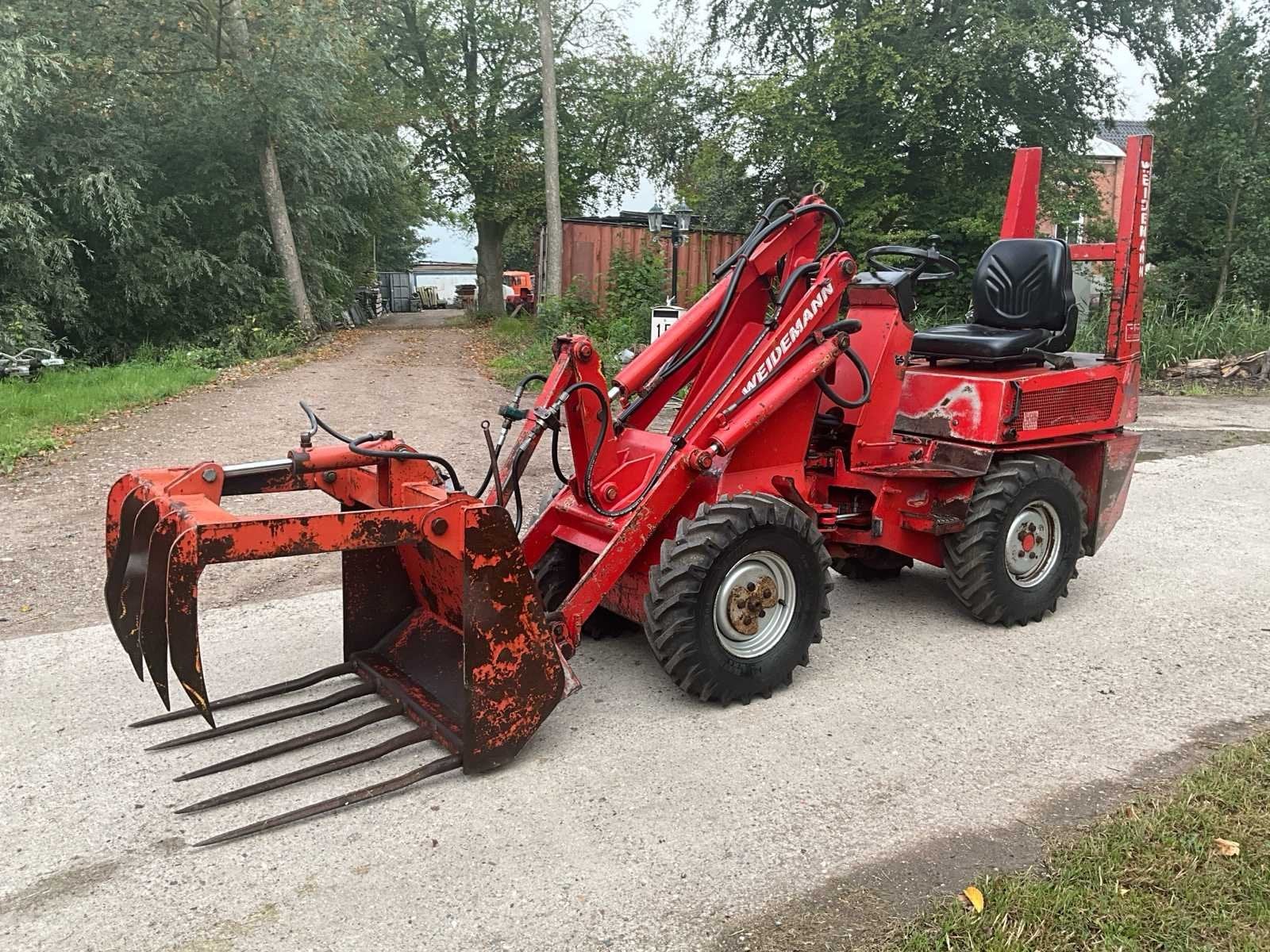 1998 Weidemann 1030 D/P Shovel, Wiellader of Shovel