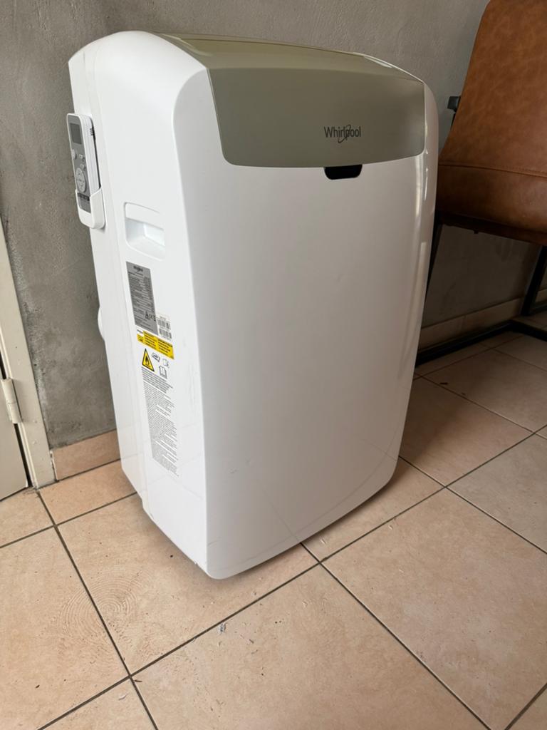 Whirlpool mobiele airco PACW212HP, Witgoed en Apparatuur, Verwarmen, 3 snelheden of meer, Ophalen of Verzenden, Zo goed als nieuw