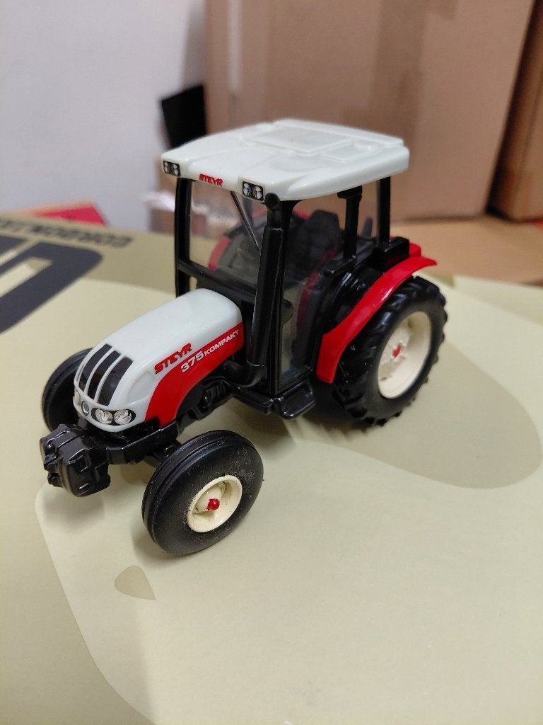 Steyr 375 kompakt 2wd, Ophalen of Verzenden, Zo goed als nieuw, Tractor of Landbouw, Overige merken