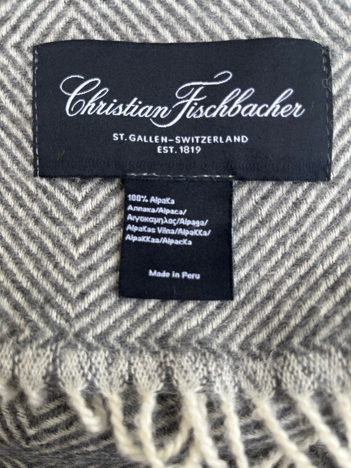Christian Fischbacher Alpaca Plaid/Deken - Grijs, Superzacht, Huis en Inrichting, Woonaccessoires | Plaids en Woondekens, 135 cm