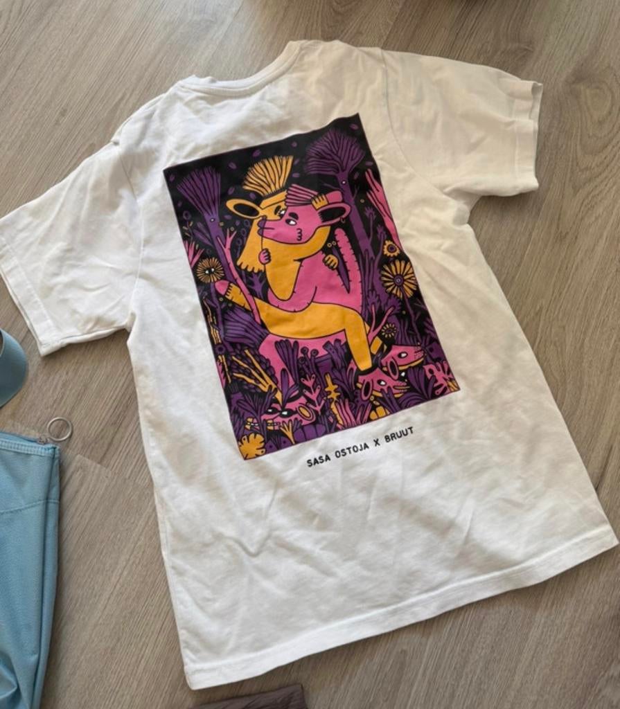 Bruut x Sasa Ostoja T-shirt XS - Zgan, Ophalen of Verzenden, Zo goed als nieuw, Wit