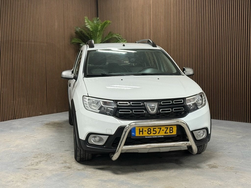 Dacia Sandero 0.9 TCe Bi-F Royaal (bj 2018), Voorwielaandrijving, 898 cc, Euro 6, LED verlichting