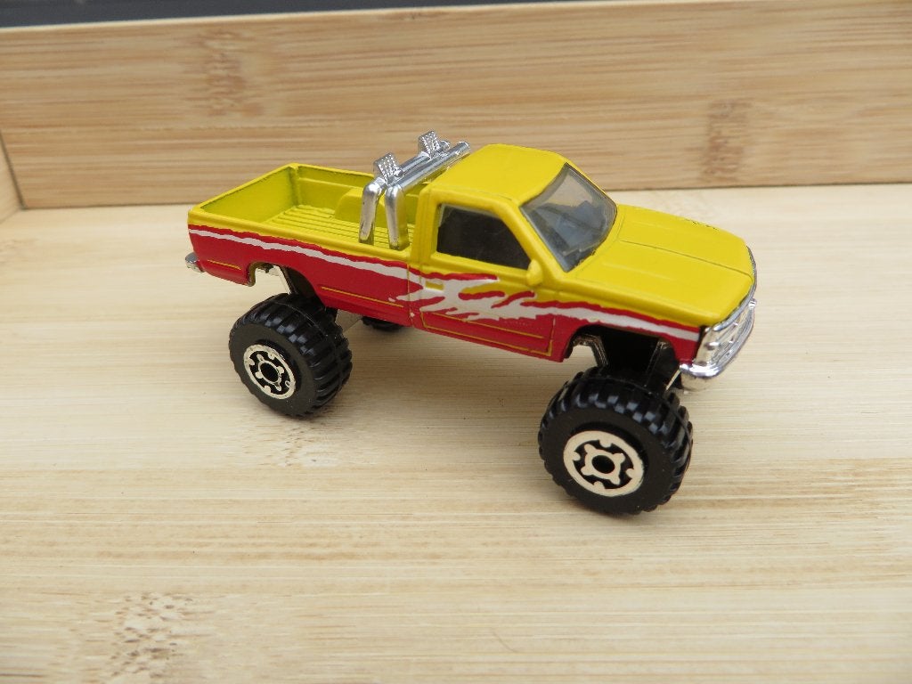 Matchbox Chevy K-1500 Pickup Geel, Ophalen of Verzenden, Zo goed als nieuw, Auto