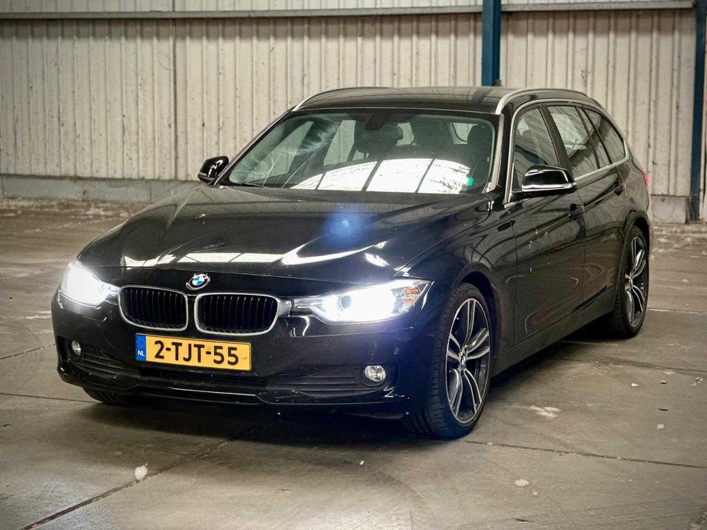 BMW 316i Touring xExecutive; 2-TJT-55, Auto's, BMW, Gebruikt, Euro 6, 4 cilinders, Zwart