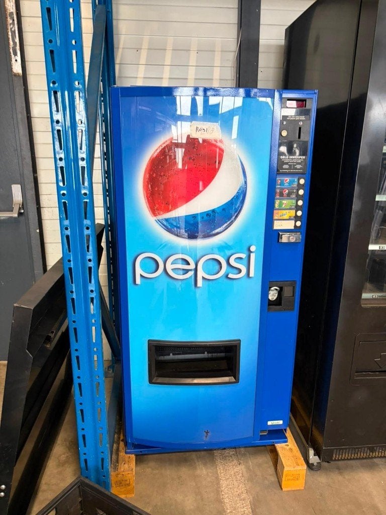 pepsi automaat | drankautomaat | 5 selecties | opruiming, Verzamelen, Ophalen, Vending Master, Info@vendingmaster.nl, Zo goed als nieuw