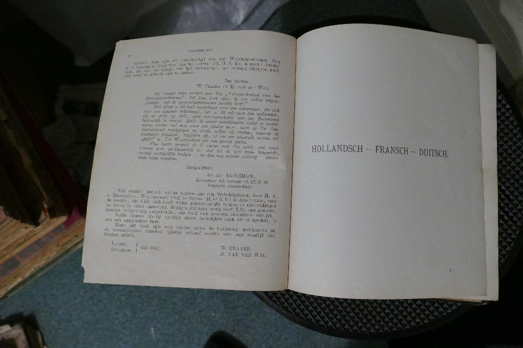 Hollandsch – Fransch – Duitsch woordenboek, Antiek en Kunst, Antiek | Boeken en Bijbels, Ophalen of Verzenden