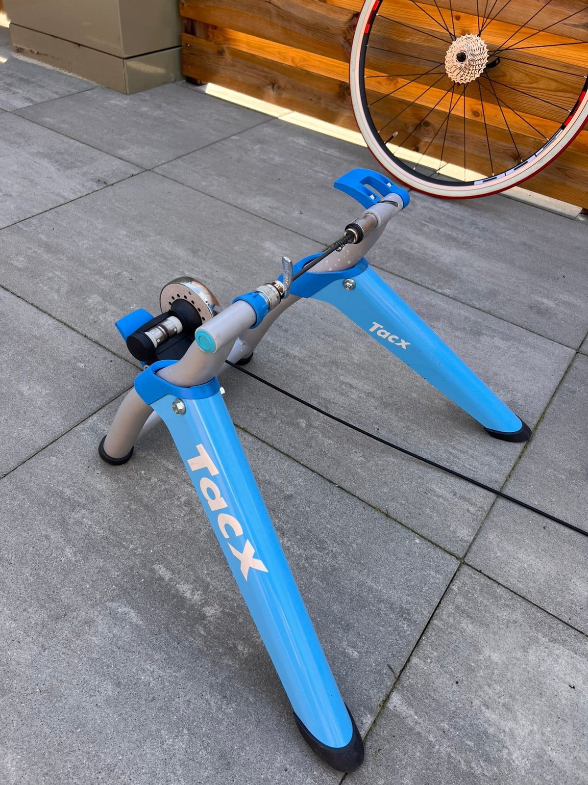 Tacx Boost fietstrainer + accessoires – compleet pakket, Ophalen, Zo goed als nieuw, Overige typen
