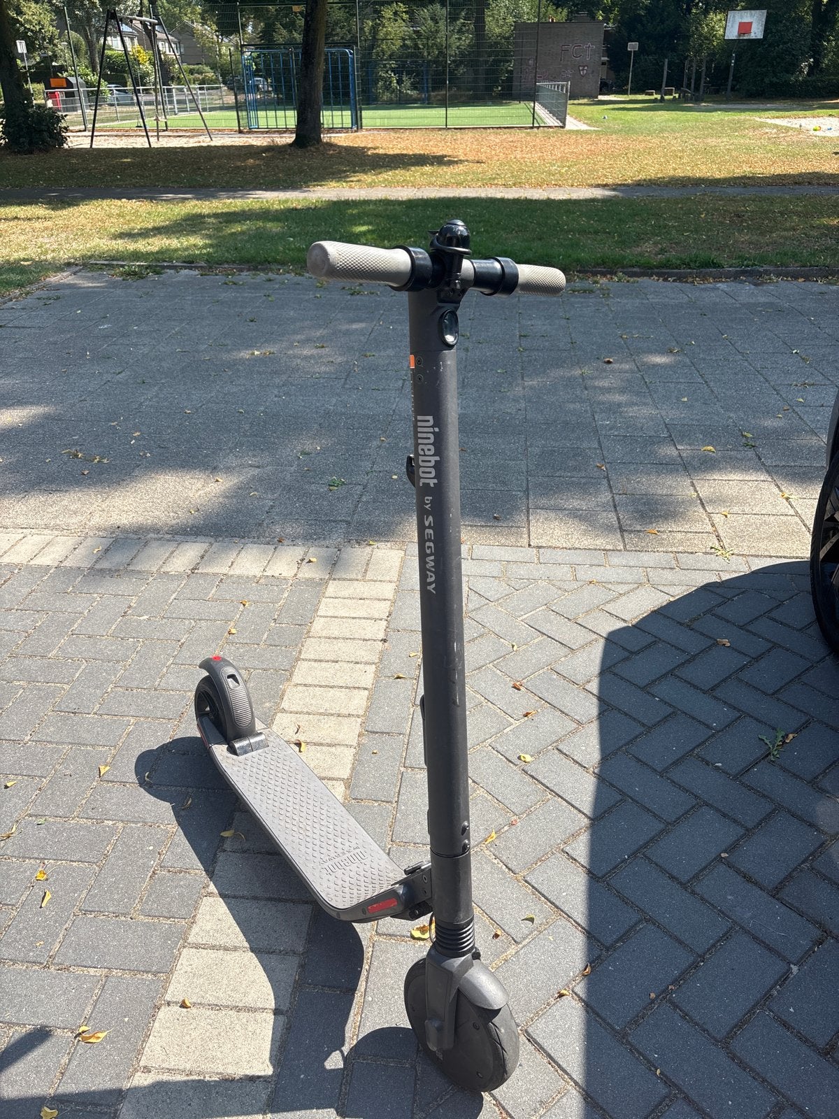 Ninebot by Segway elektrische step (E-scooter), Fietsen en Brommers, Ophalen of Verzenden, Gebruikt, Elektrische step (E-scooter)