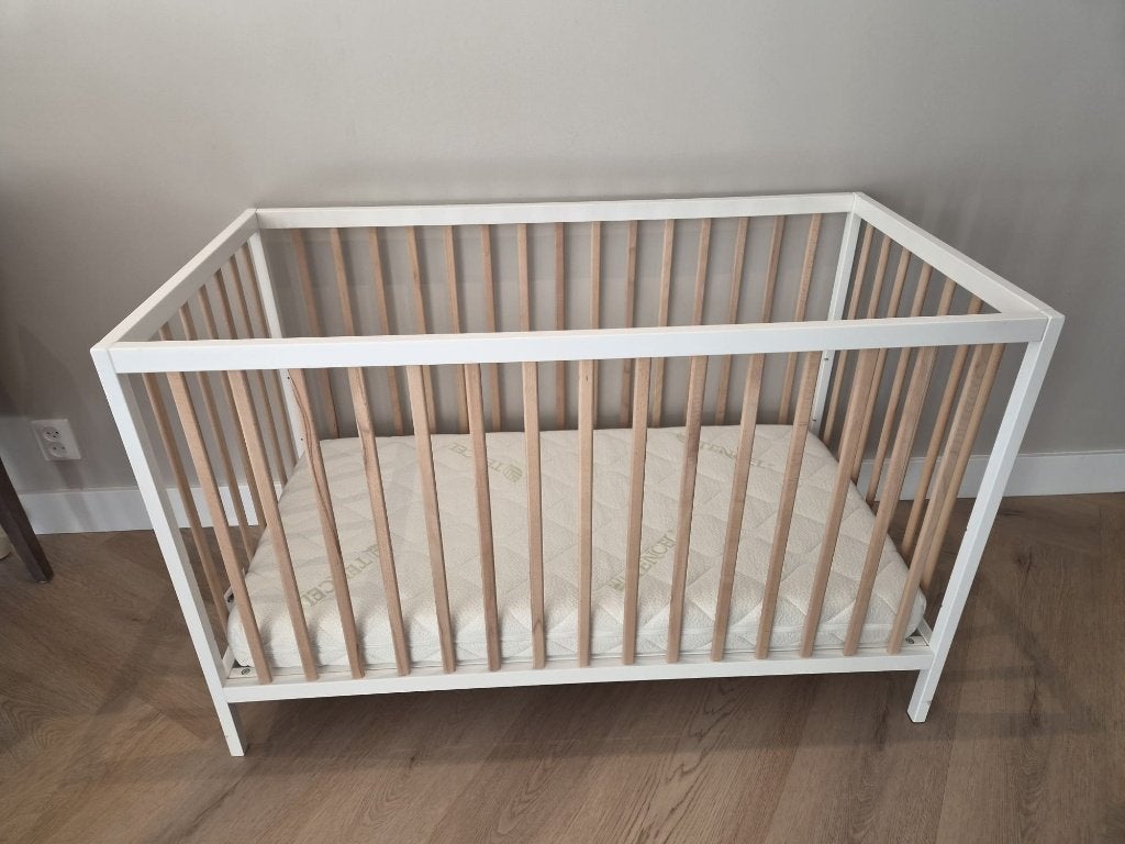Ledikant (Petite Amelie), Kinderen en Baby's, Ophalen, Zo goed als nieuw, Ledikant