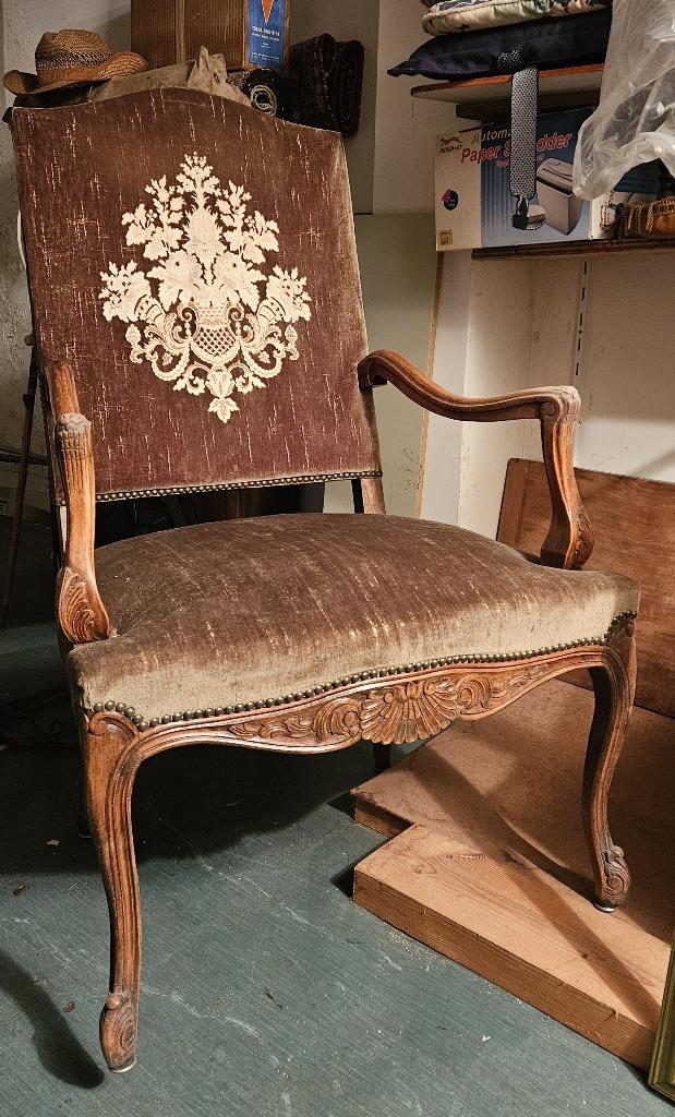 Een royale antieke "kasteel" stoel met leuningen, Antiek en Kunst, Ophalen