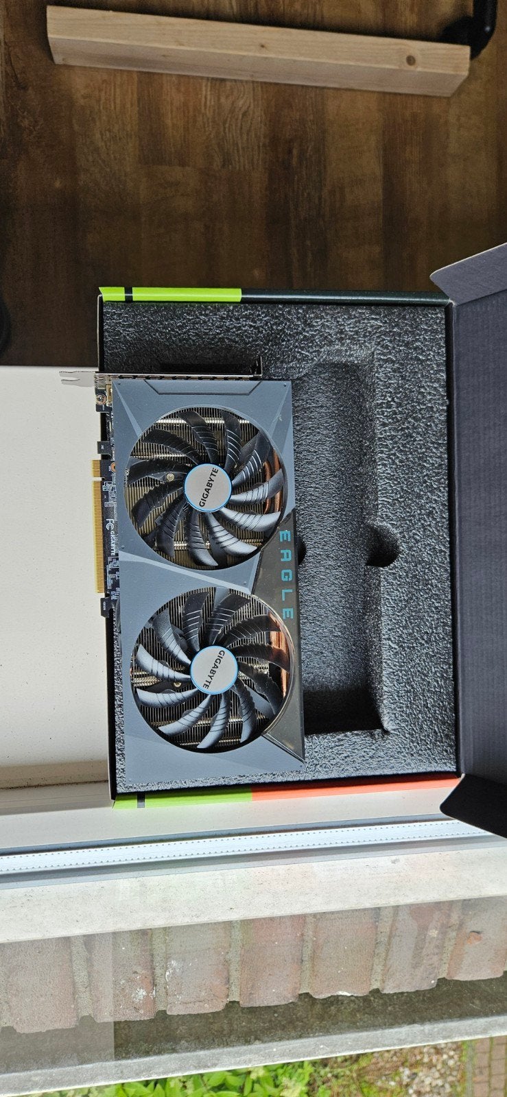 Gigabyte GeForce RTX 3060 Ti Eagle OC 8G Videokaart, Computers en Software, Videokaarten, Ophalen, GDDR6, PCI-Express 4, Zo goed als nieuw