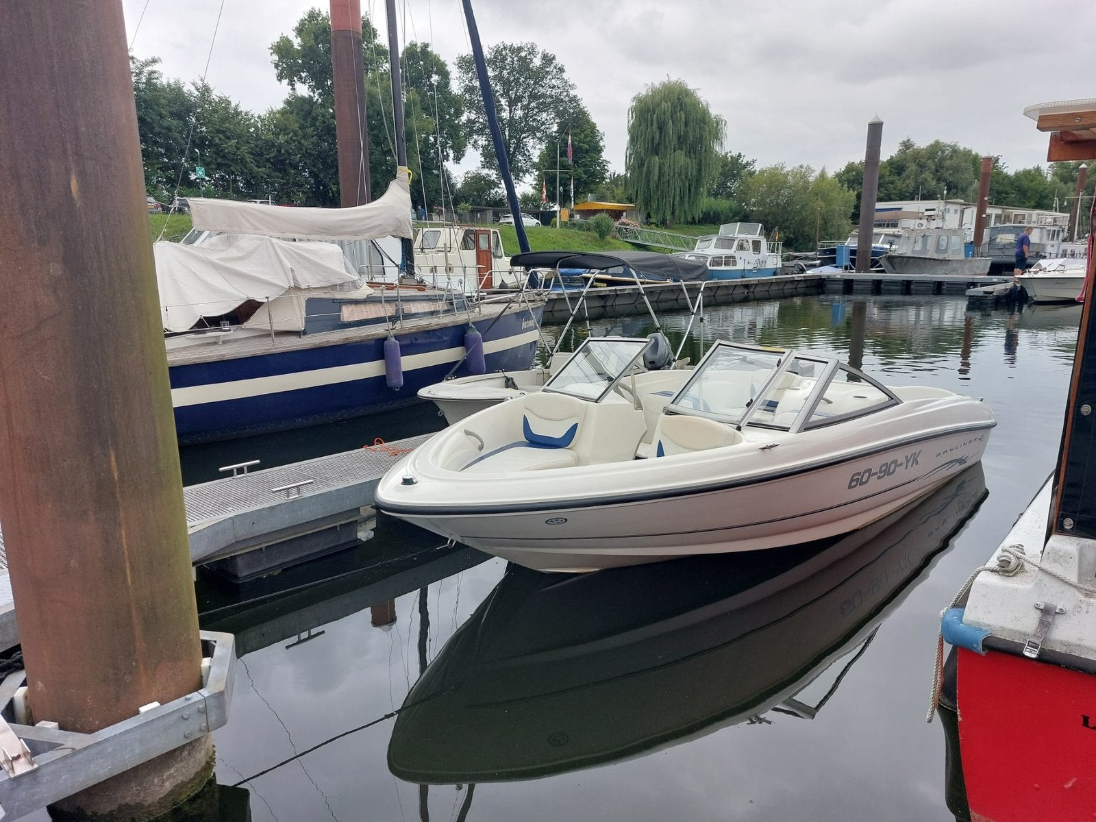 Bayliner Capri 175, Watersport en Boten, Ophalen, Gebruikt, Binnenboordmotor, 5 m