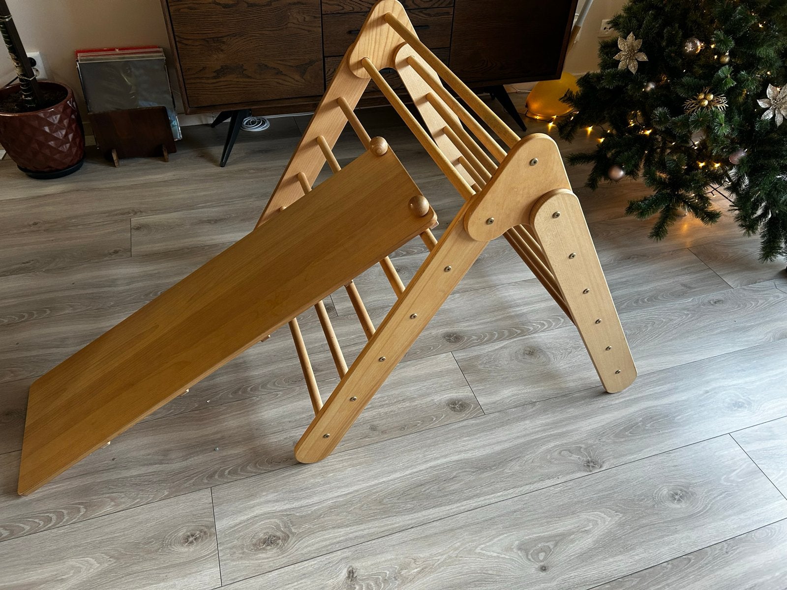 Houten klimrek met glijbaan - Pikler driehoek, Ophalen, Zo goed als nieuw, Overige typen
