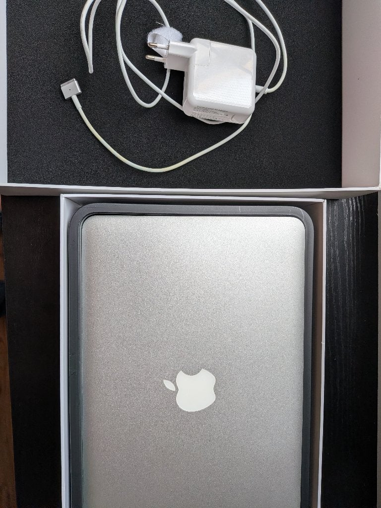 Apple MacBook Air 11-inch (2014) - In originele doos, Ophalen, Gebruikt, Qwerty, 128 GB of minder