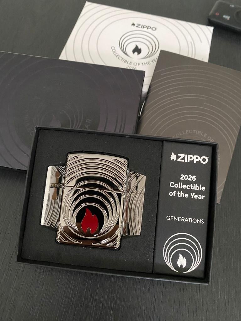 ZIPPO COLLECTIBLE OF THE YEAR 2026 #1316/5000, Ophalen of Verzenden, Nieuw, Aansteker