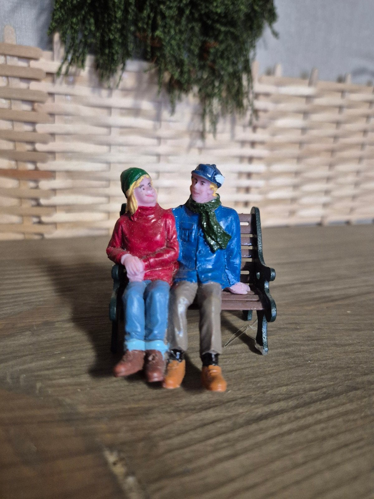 Lemax figuur 36 kerstdorp kersthuisjes, Ophalen of Verzenden, Zo goed als nieuw