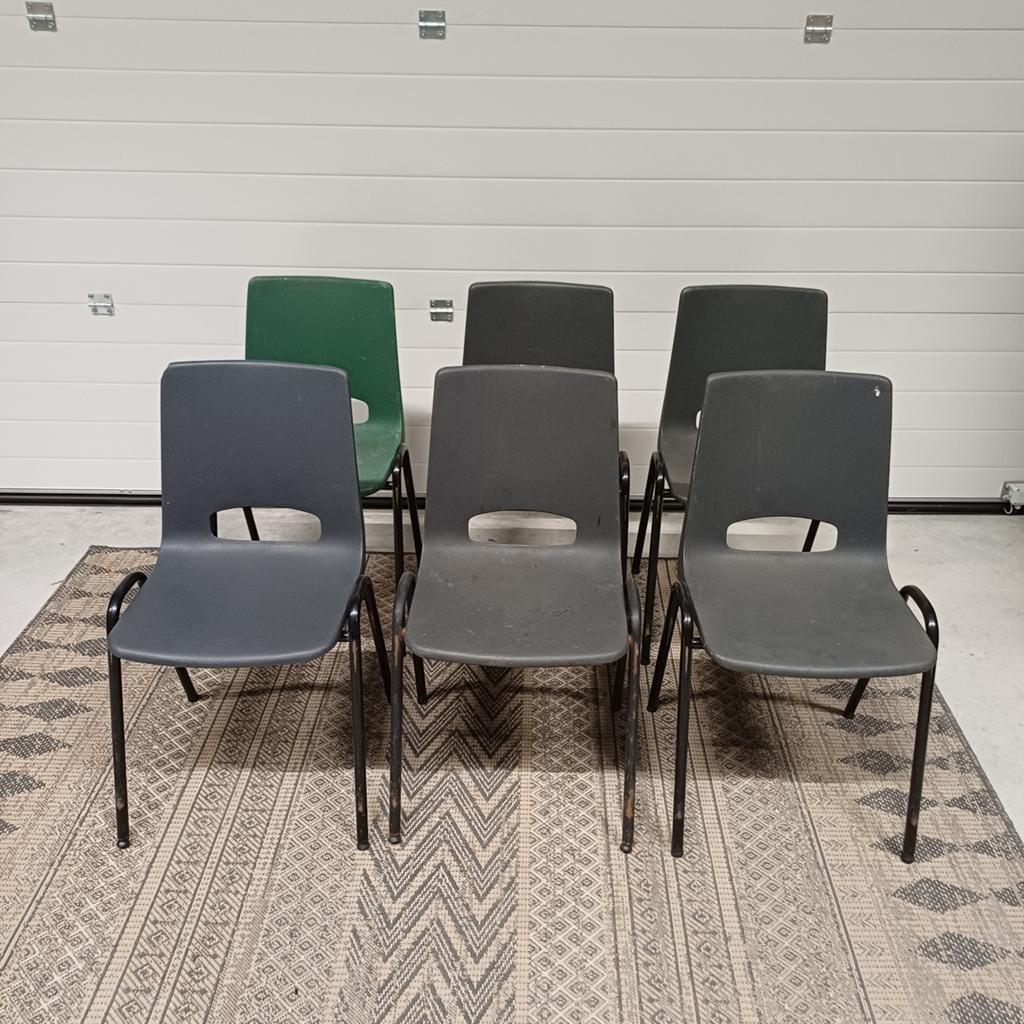 6 x stapelstoelen kantine keet partij stoelen, Ophalen, Gebruikt, Bruin, Vijf, Zes of meer stoelen