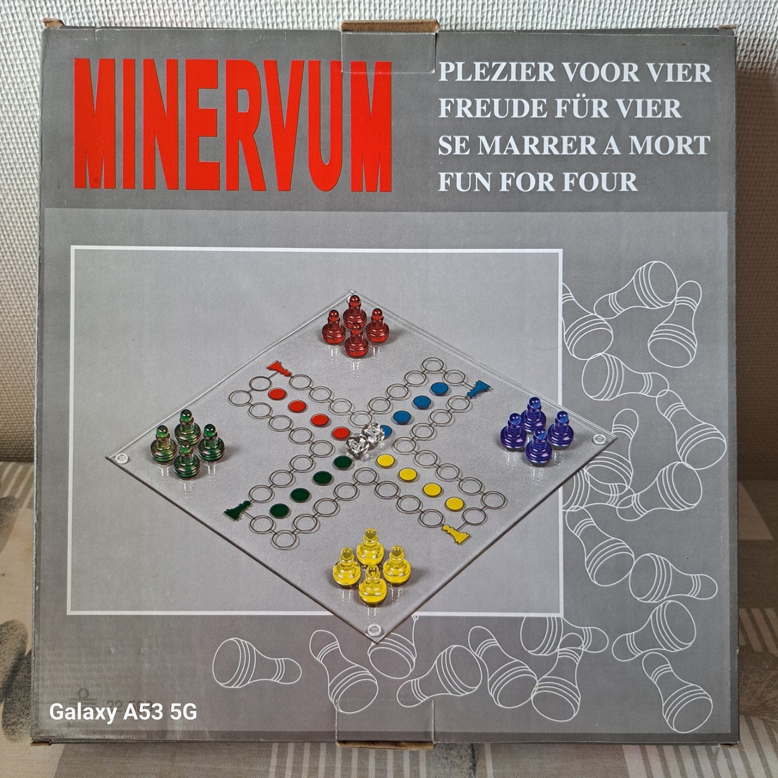 mens erger je niet spel., Ophalen