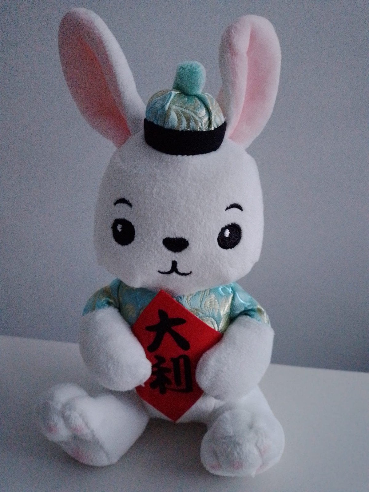 Zo goed als nieuwe Oriental konijn knuffel, Overige merken, Overige karakters, Konijn, Ophalen of Verzenden